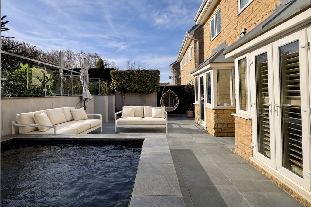 Additional image 4 of 5 bed detached house for saleScotty Brook Crescent, Glossop SK13