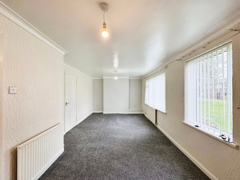 Property photo 3 of 13 Photo 8