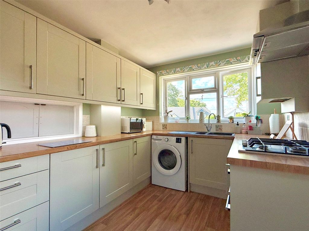 Property photo 3 of 15 Picture No. 11