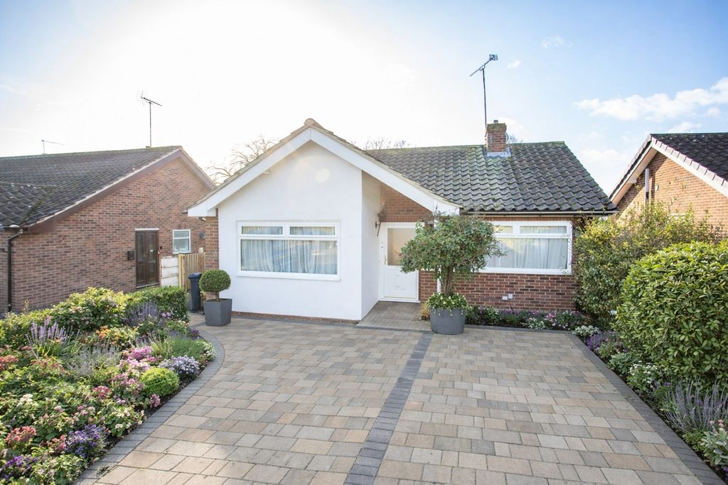 Property photo 2 of 18 Picture No. 33