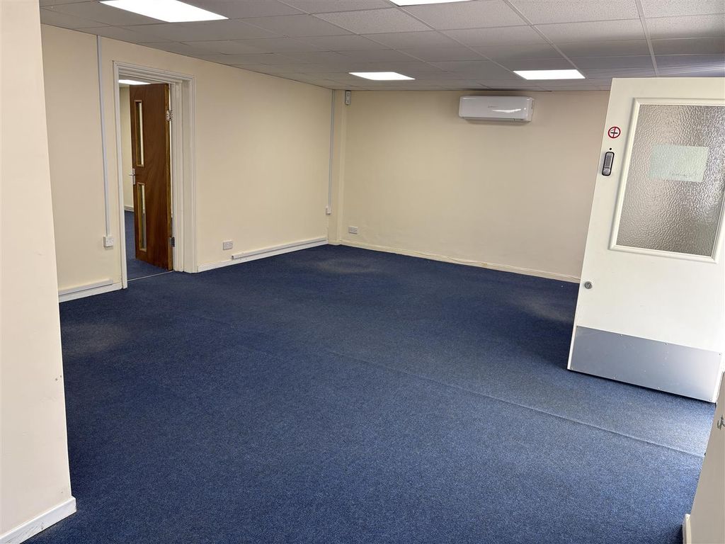 Property photo 2 of 5 2.Jpg