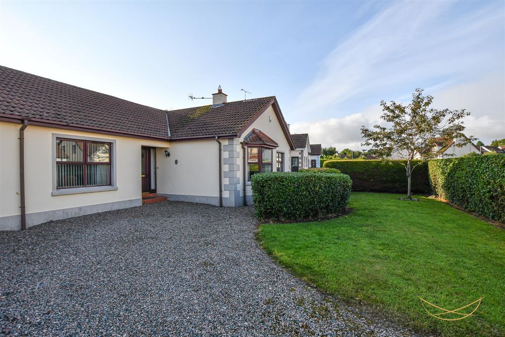 Property photo 2 of 32 Dhp-4.Jpg