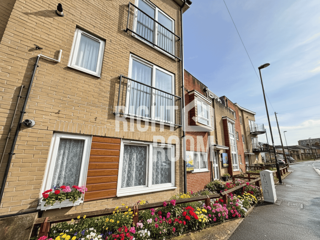 Property photo 3 of 3