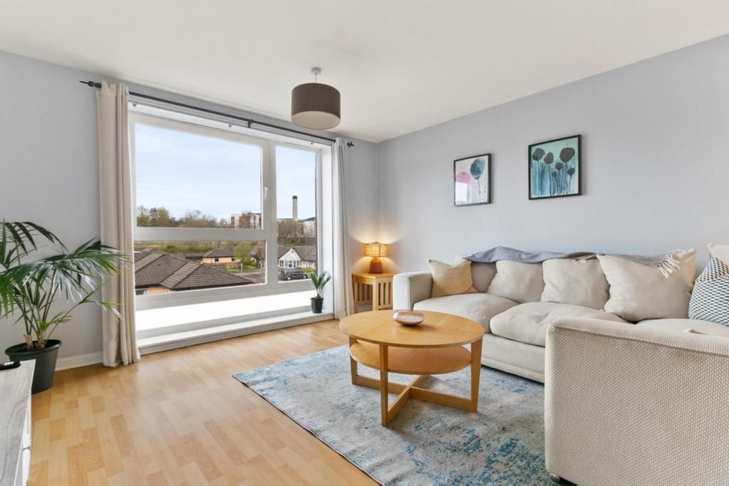 Property photo 2 of 26