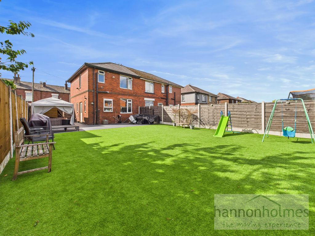Property photo 1 of 22 Cam05283G0-Pr0101-Still007