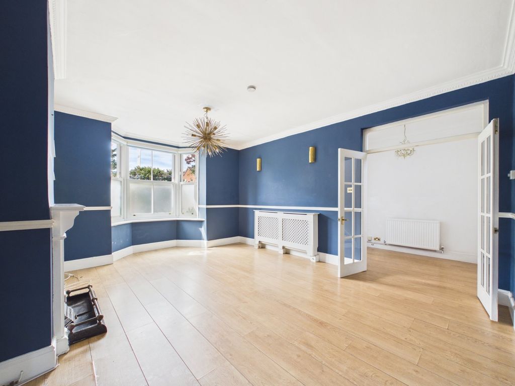 Property photo 2 of 27 Picture No. 04