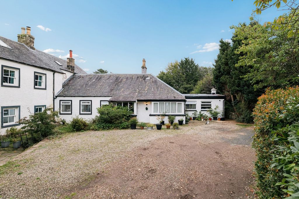 Property photo 1 of 40