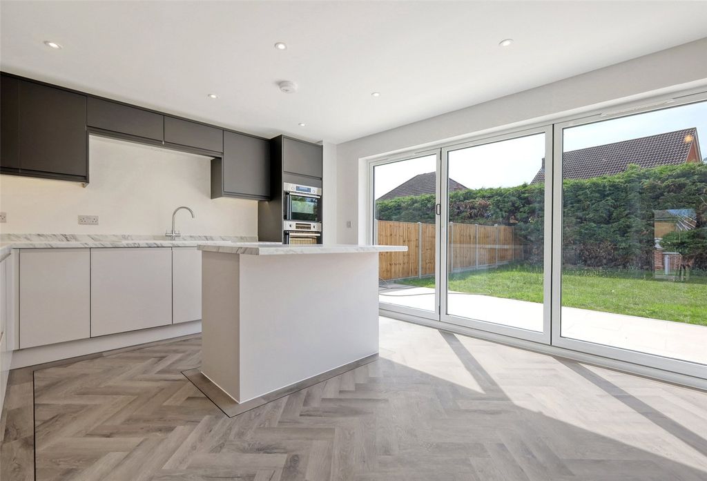 Property photo 2 of 11 Example Kitchen