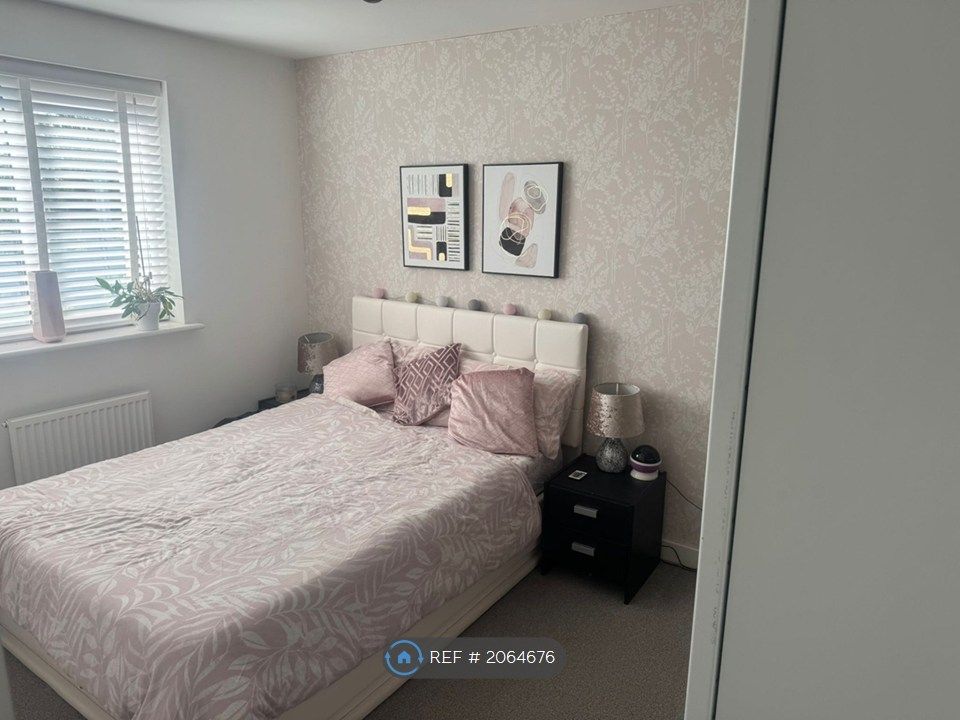 Property photo 1 of 8 Bedroom 1