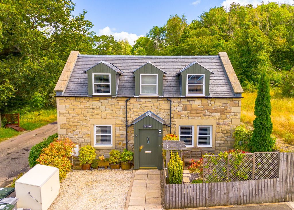 Property photo 1 of 35