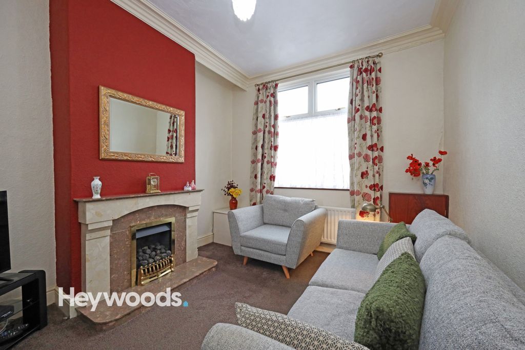 Property photo 2 of 28 099A4271