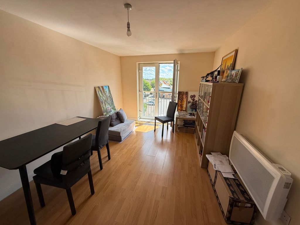 Property photo 1 of 6