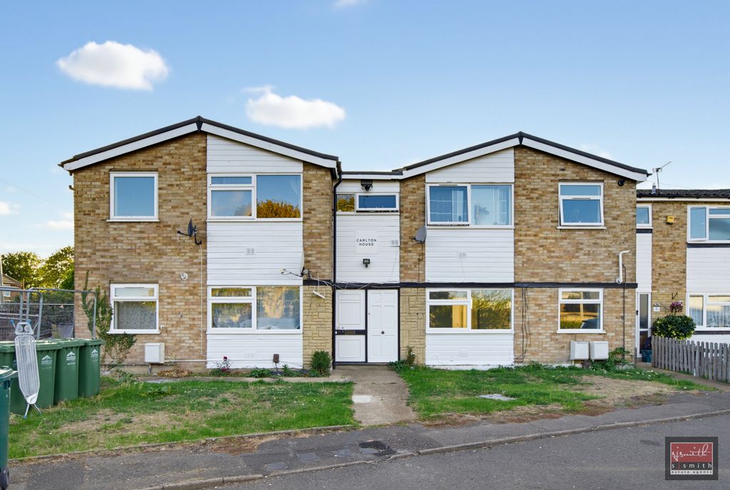 Property photo 1 of 12 Dsc01773