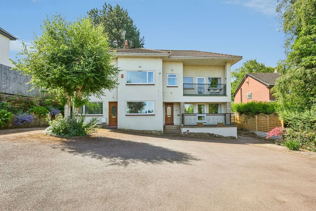 Property photo 1 of 30