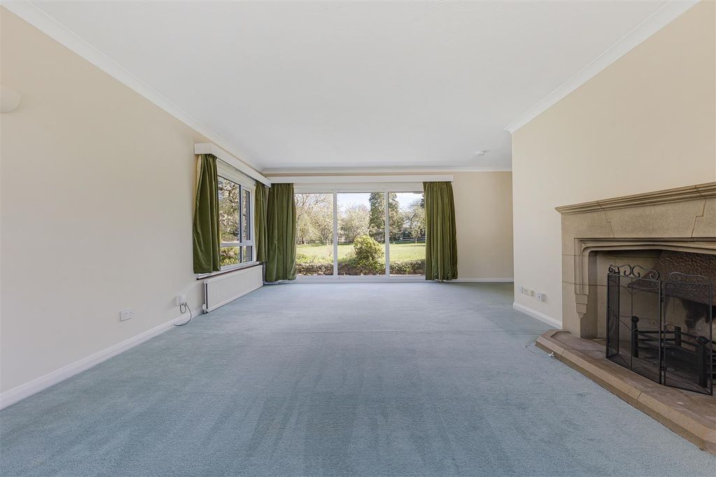 Property photo 2 of 35 28_77607.Jpg