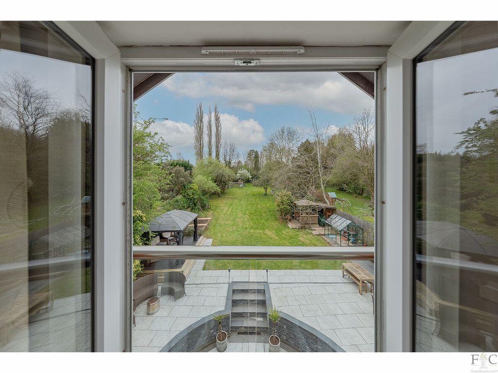 Property photo 2 of 49