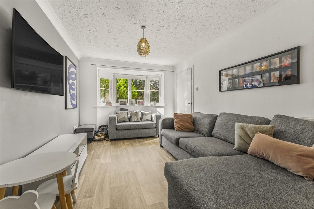 Property photo 2 of 20 06-A7401883.Jpg