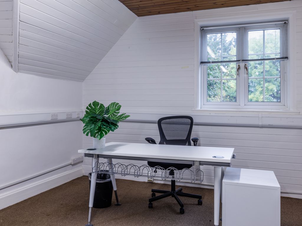 Property photo 2 of 3