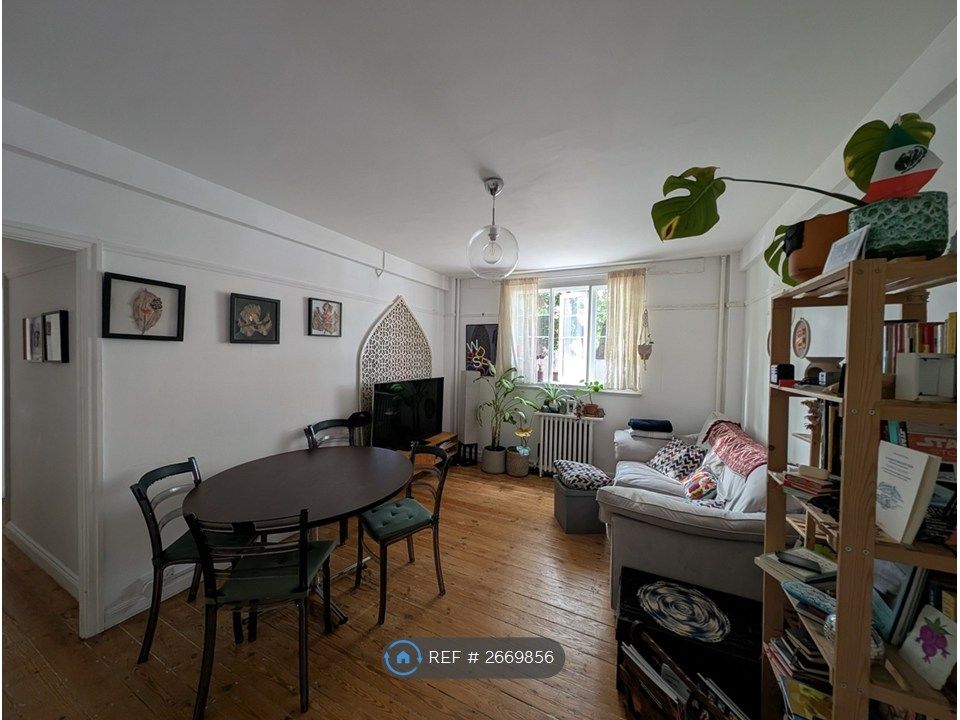 Property photo 2 of 11 Reception Room