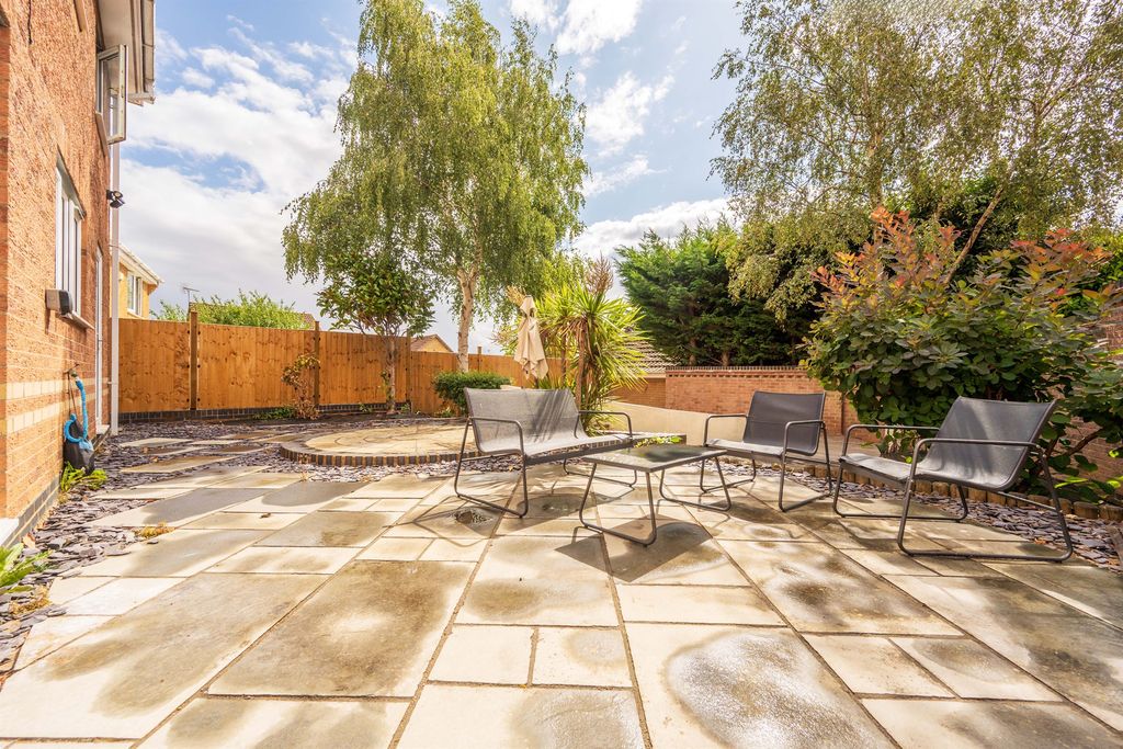 Property photo 2 of 15