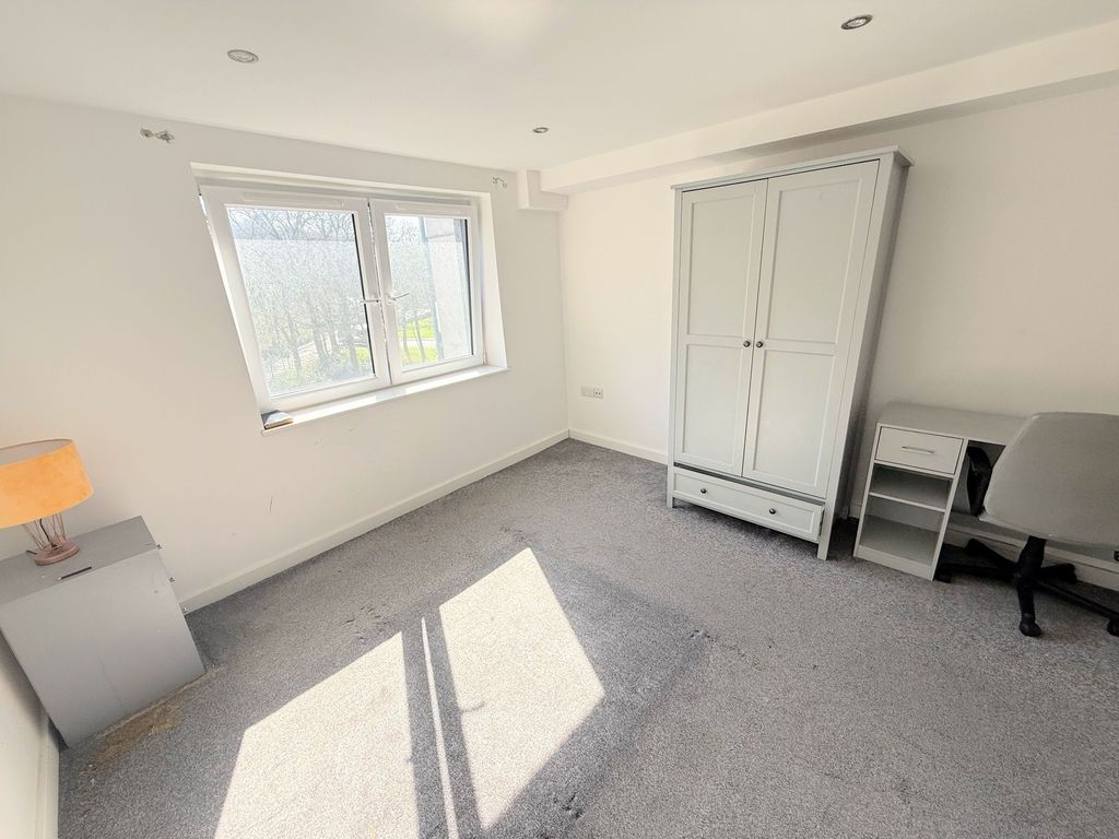 Additional image 13 of 2 bed flat for saleWheatley Court, Halifax HX2