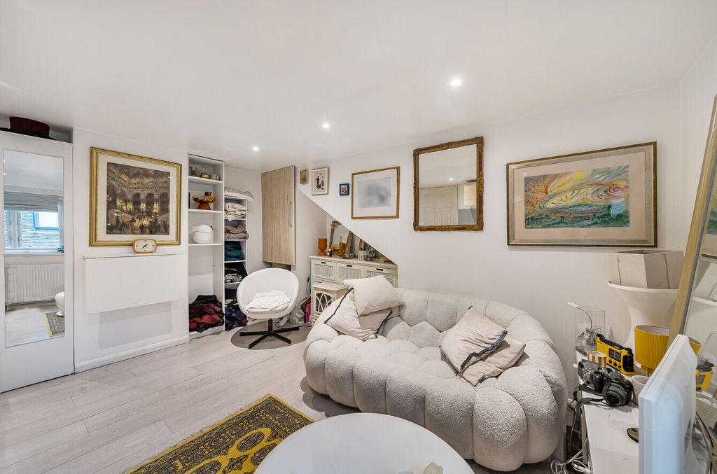 Property photo 2 of 7 Picture No. 07