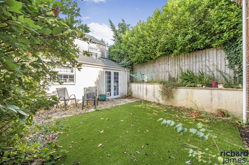 Property photo 2 of 12 1Ec38B5E-2022-46c...