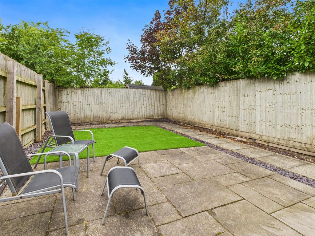 Property photo 3 of 13 Outside