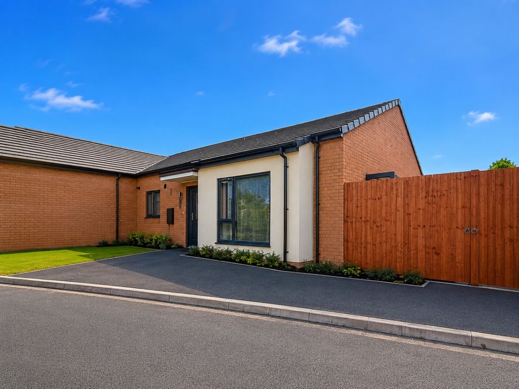Property photo 2 of 12 5339805