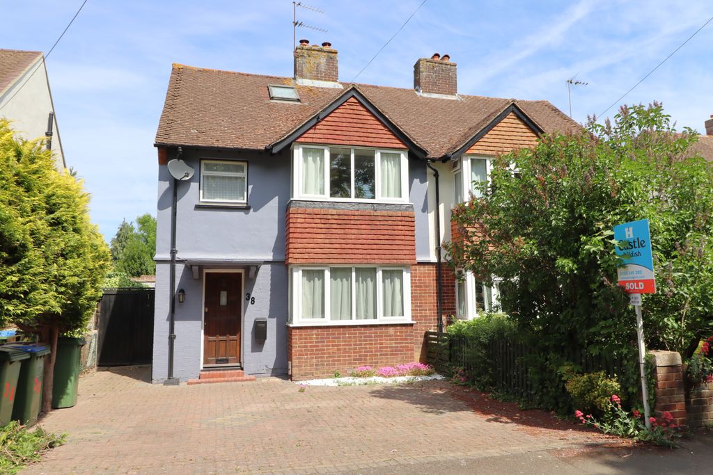 Property photo 1 of 13