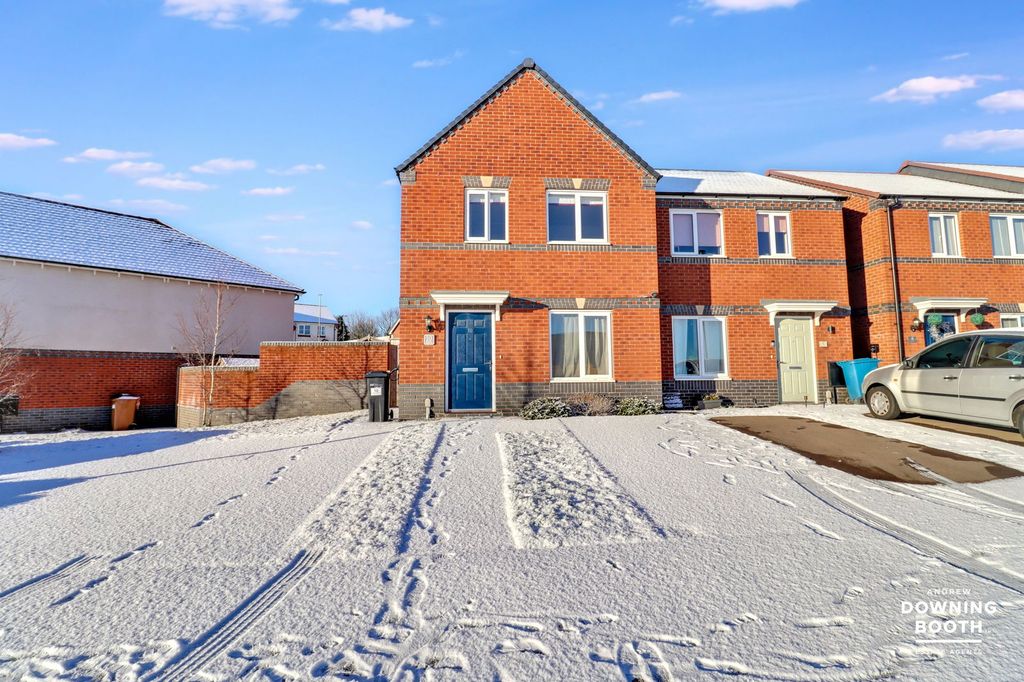 Property photo 1 of 22