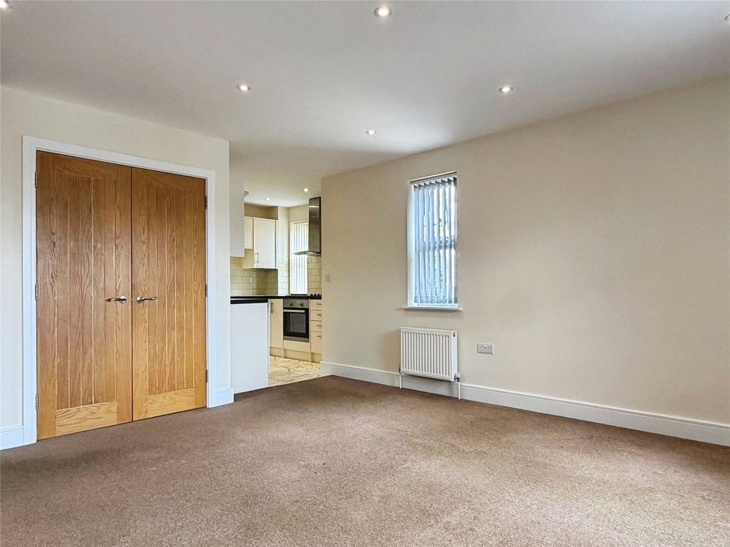 Property photo 3 of 12 Picture No. 12