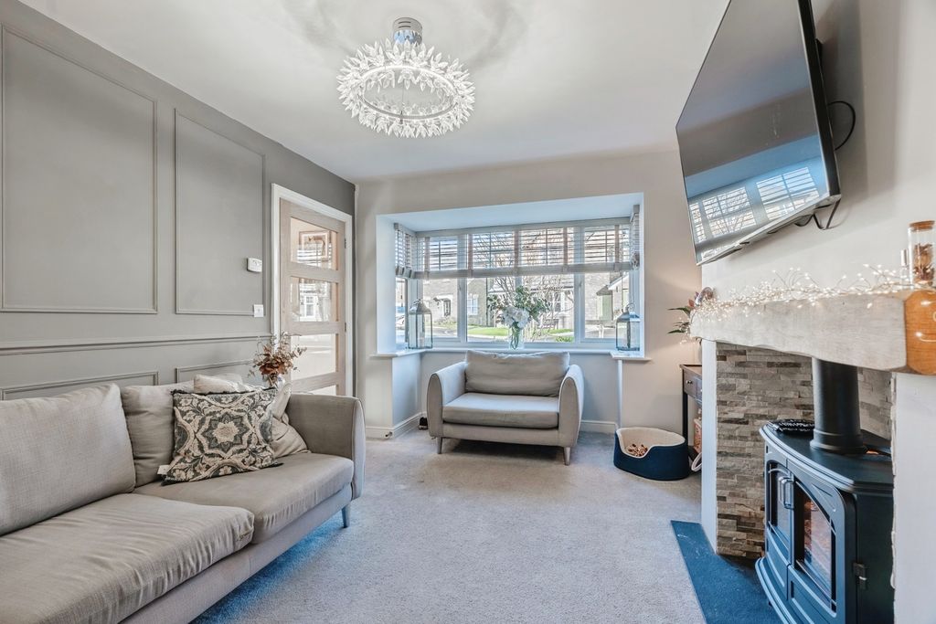 Property photo 3 of 20 Pbox-Img.Jpg