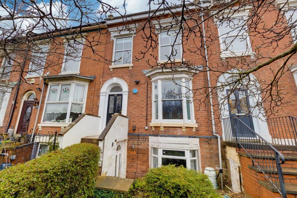 Property photo 1 of 19