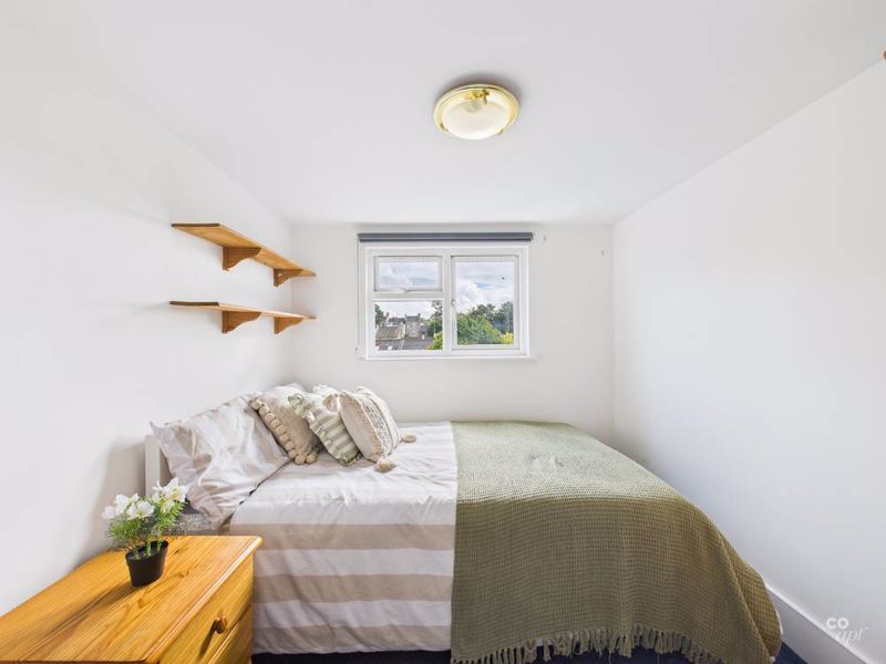 Property photo 1 of 12 Photo 13