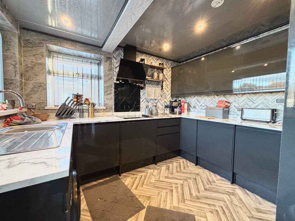 Property photo 1 of 10 Img_2798