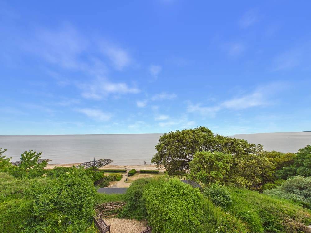 Additional image 13 of 3 bed flat for saleCobbold Road, Felixstowe, Suffolk IP11