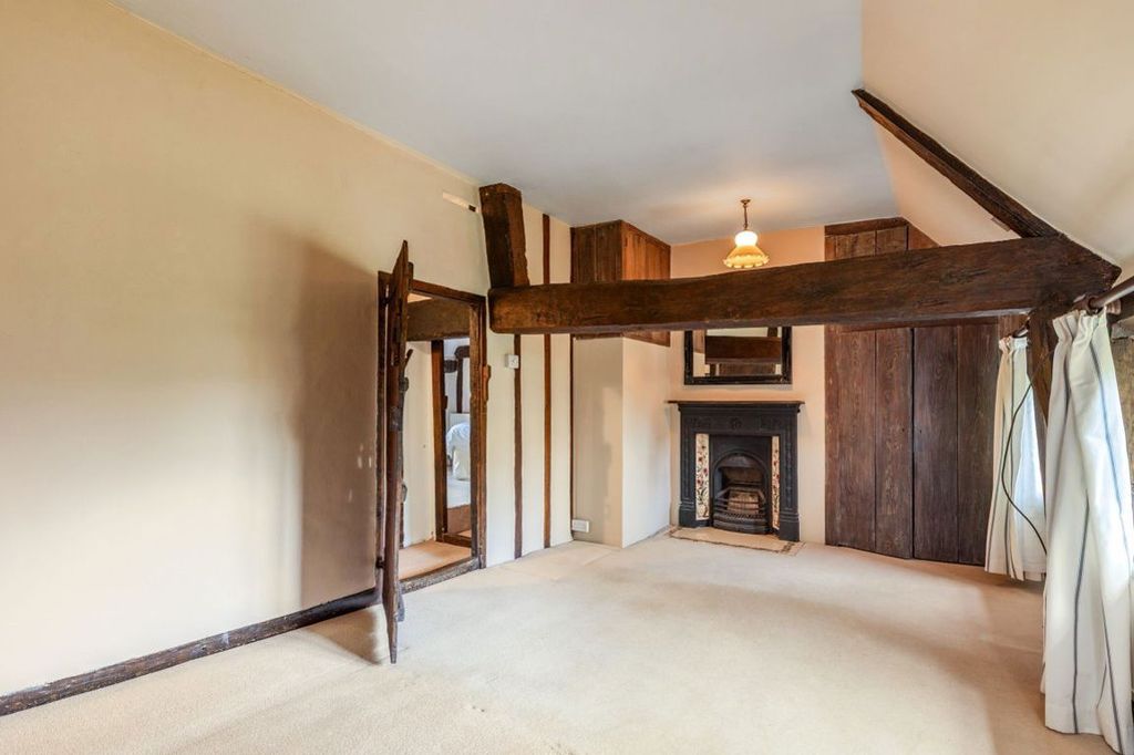 Additional image 12 of 4 bed semi-detached house to rentHever TN8