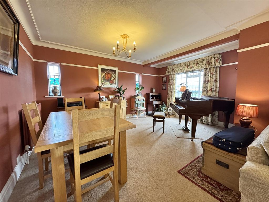 Property photo 3 of 32 Img_9651.Jpeg