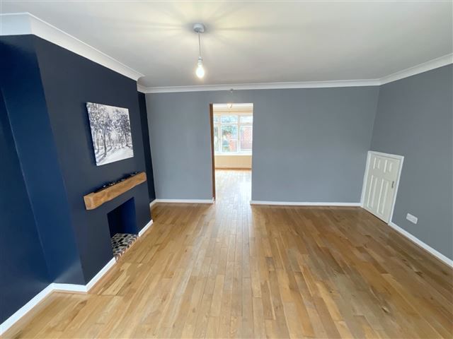 Property photo 3 of 21 Living Room