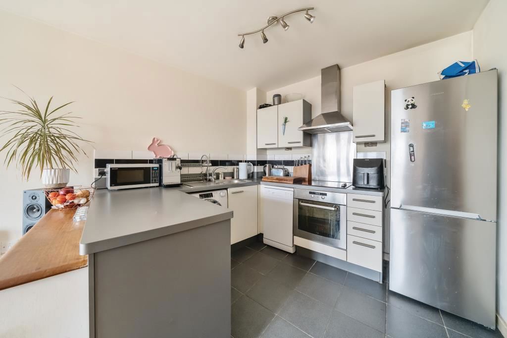 Property photo 3 of 17