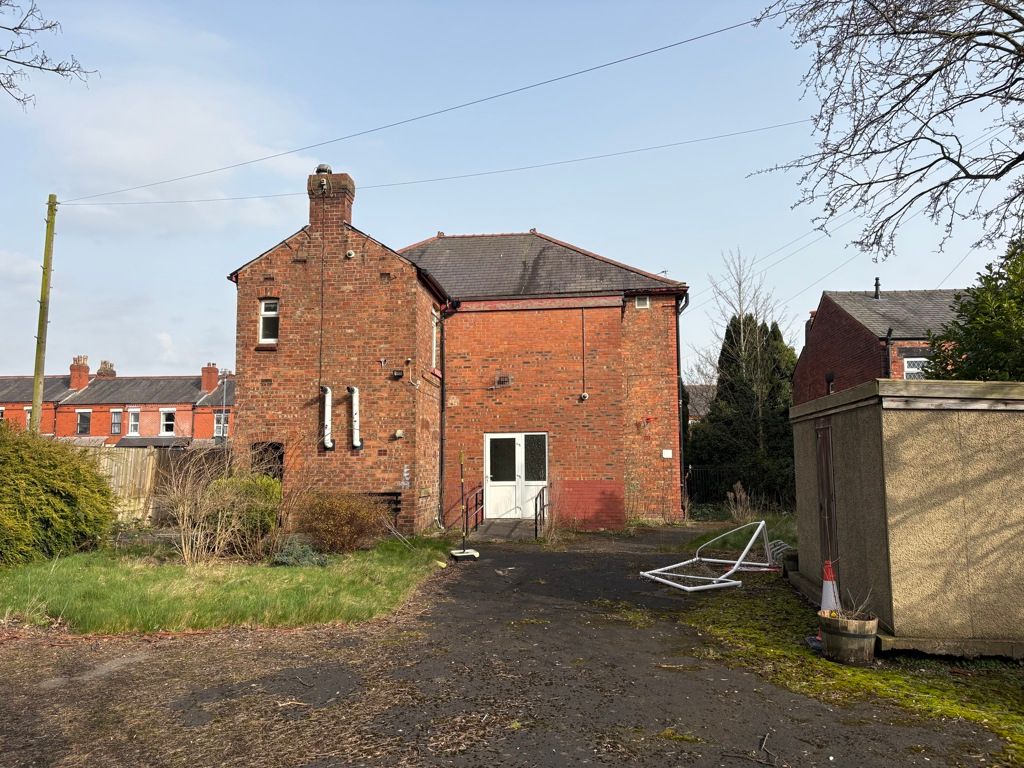 Property photo 3 of 11 Photo 7