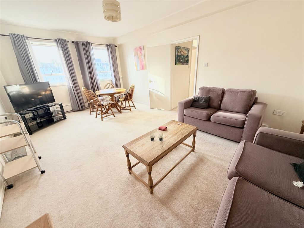 Property photo 3 of 7 Img_0412.Jpg