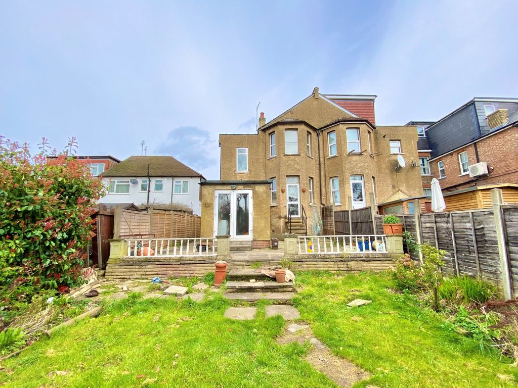 Property photo 2 of 5
