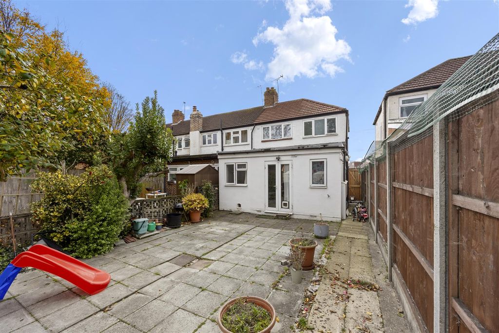 Property photo 2 of 15