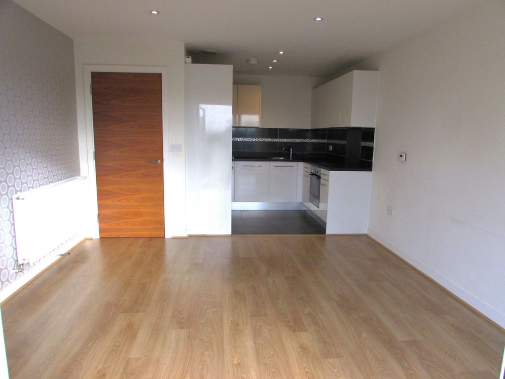 Property photo 3 of 11 Gallery