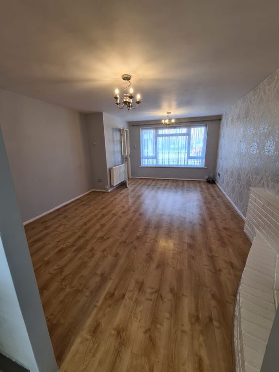 Property photo 2 of 12 Whatsapp Image 2026-10-14 At 2.30.14 Pml
