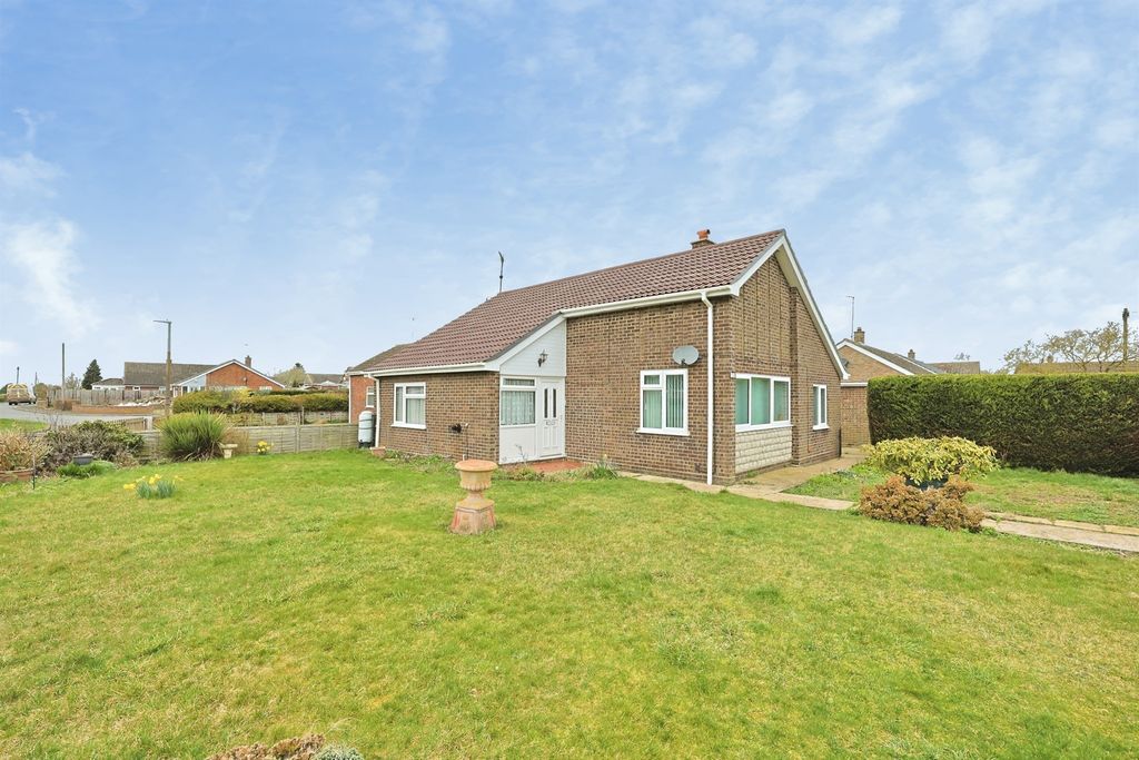 Property photo 1 of 21