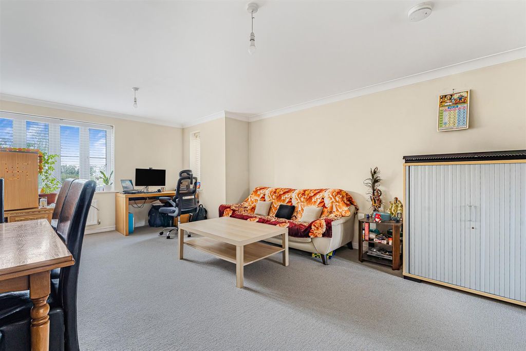 Property photo 2 of 9 17 Randolph Avenue-5.Jpg