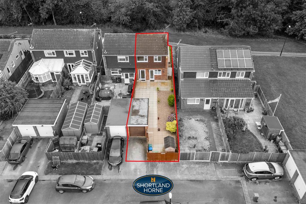 Property photo 2 of 19 Boundary